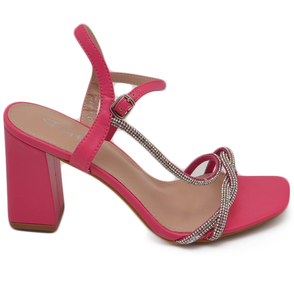 Sandalo donna ecopelle fucsia gioiello argento sabot aperto dietro con chiusura caviglia tacco 7cm incrociato sul piede.