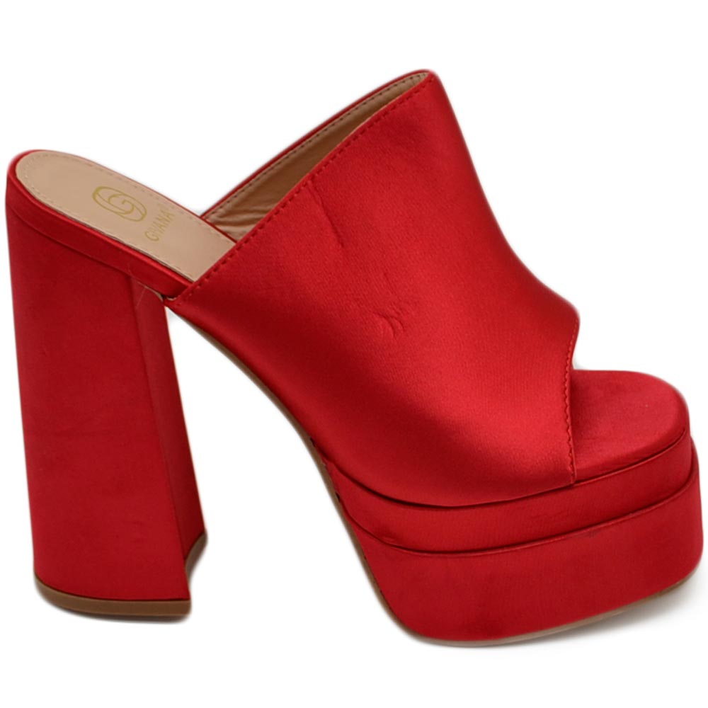 SABOT DONNA TACCO IN RASO ROSSO TACCO DOPPIO 18 CM PLATEAU 6 CM PUNTA QUADRATA OPEN TOE MODA.