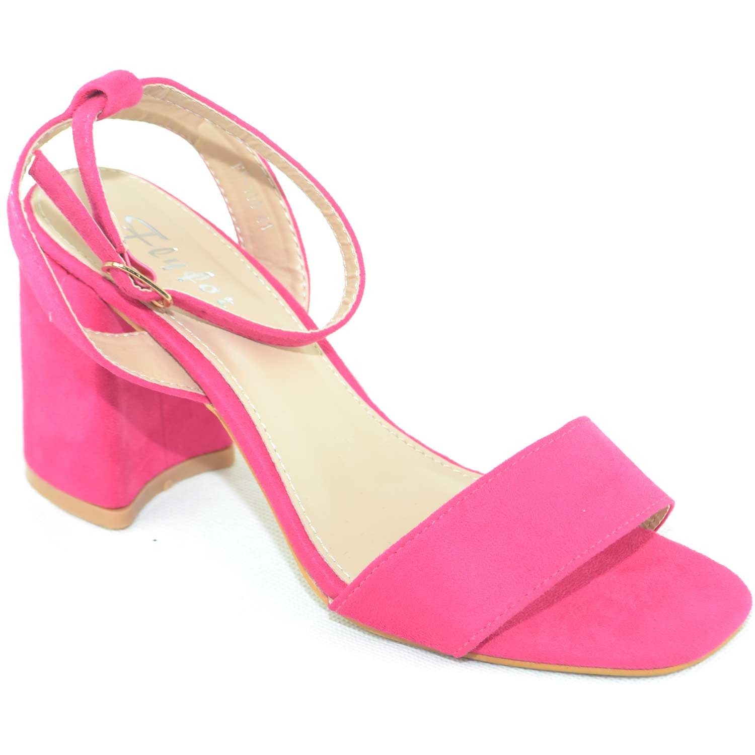 Sandalo con tacco alto e plateau allacciato alla caviglia color fucsia estate 2018 glamour