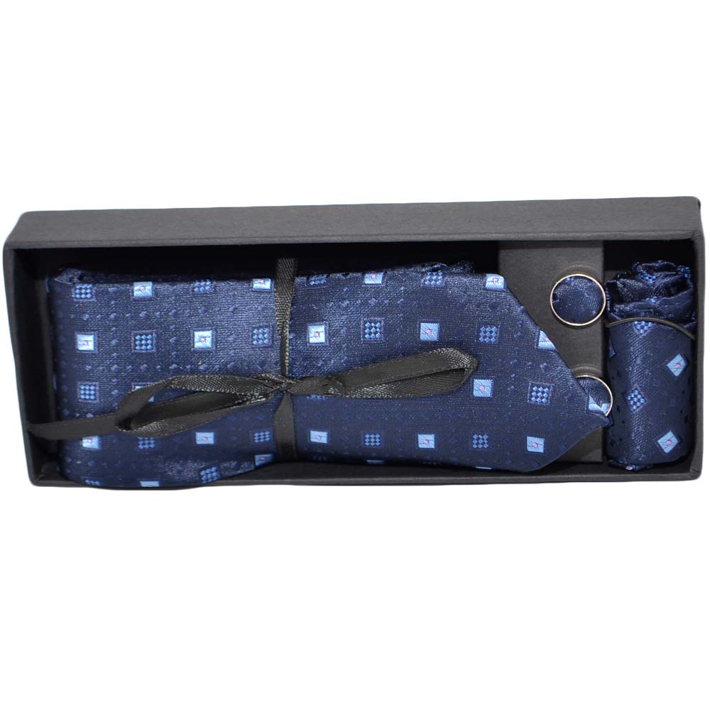 Set cravatta pochette e gemelli in raso blu con dettagli confezione regalo per professionisti e collezionisti.