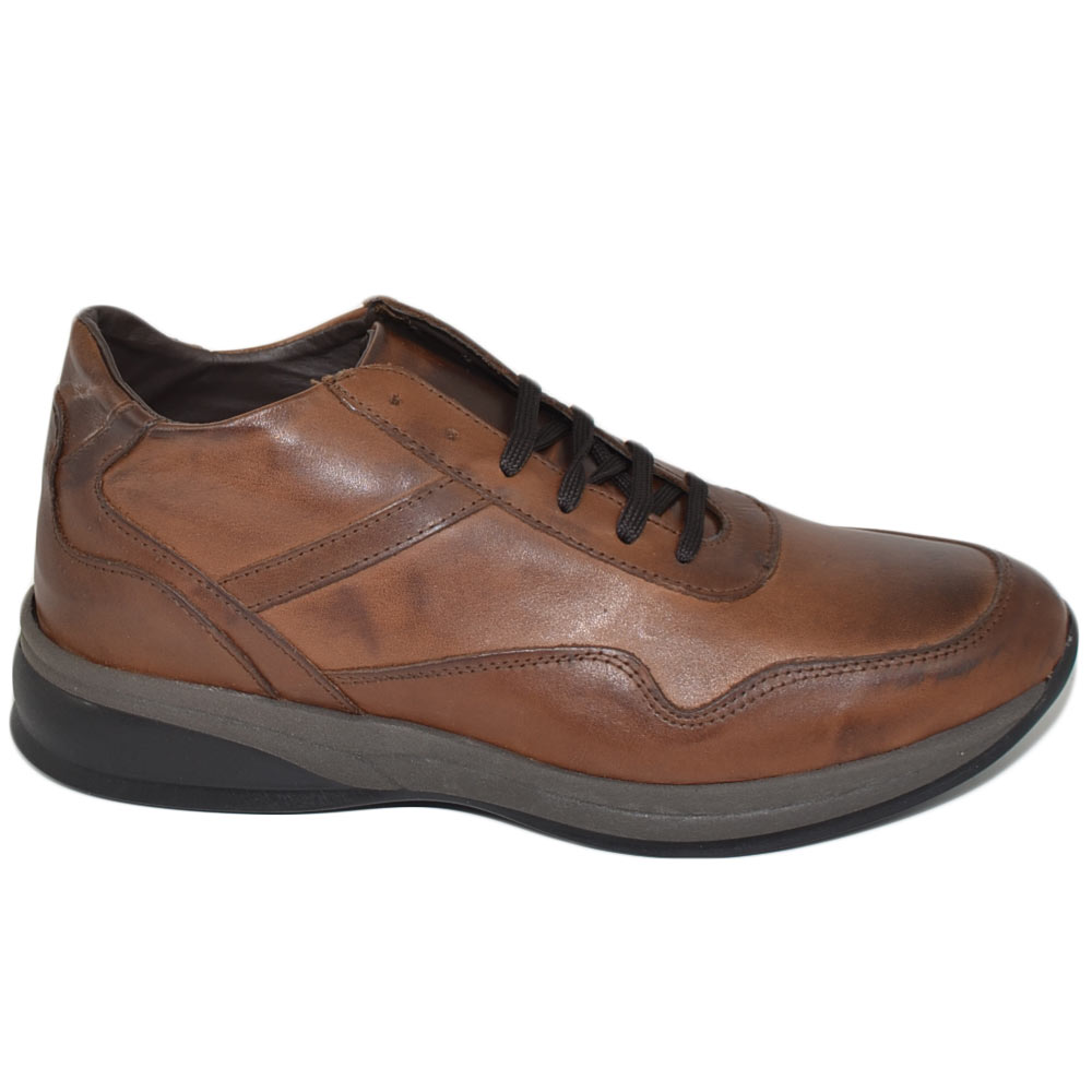 Scarpe uomo polacchino comfort passeggio eleganti marrone cognac made in italy in vera pelle nappa gomma anatomica lacci.