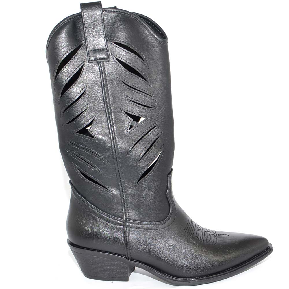 Stivali donna camperos texani stile western nero con gambale traforato fantasia laser tacco basso altezza polpaccio