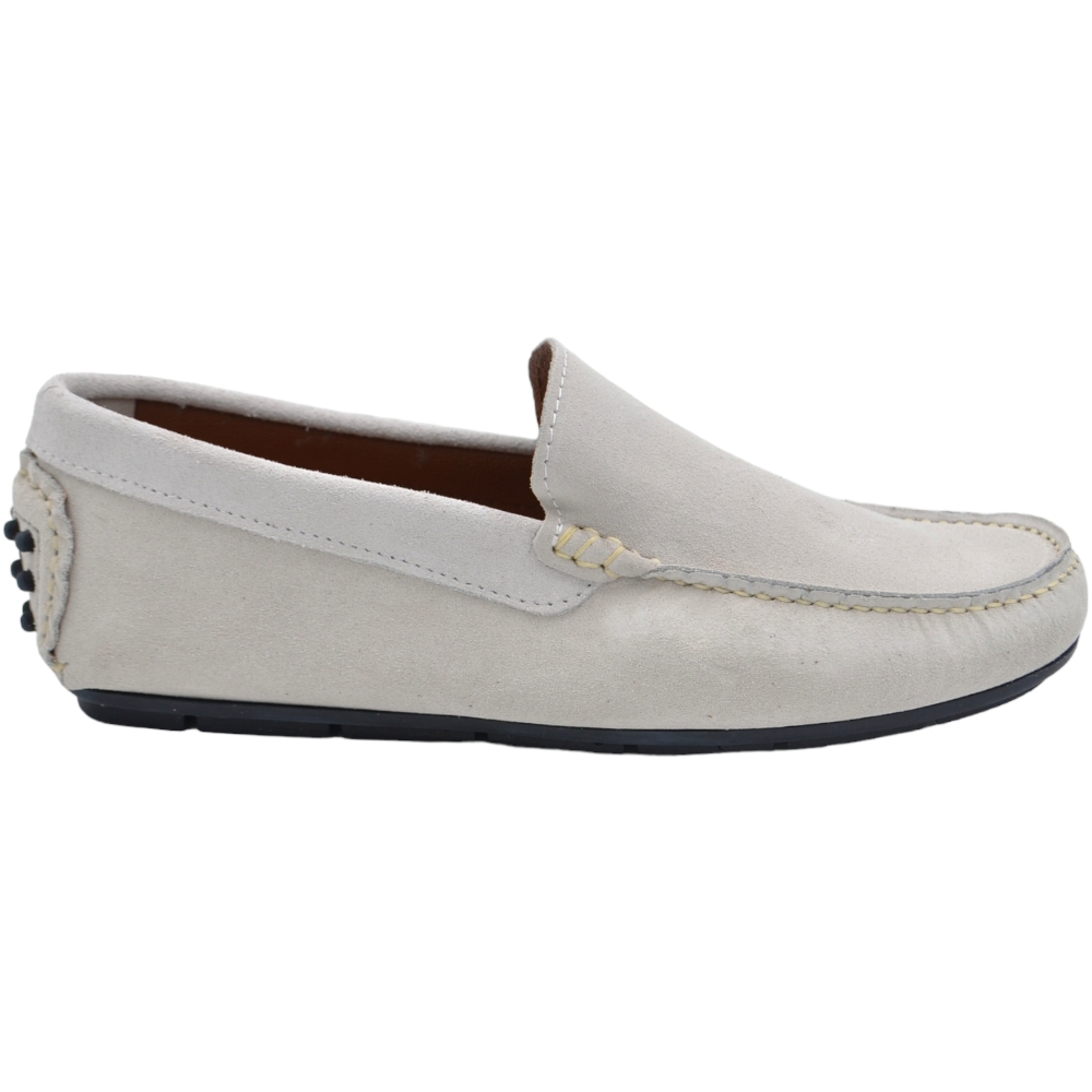 Mocassino barca uomo bianco comfort casual made in italy in vera pelle scamosciata fondo antiscivolo gomma estiva.