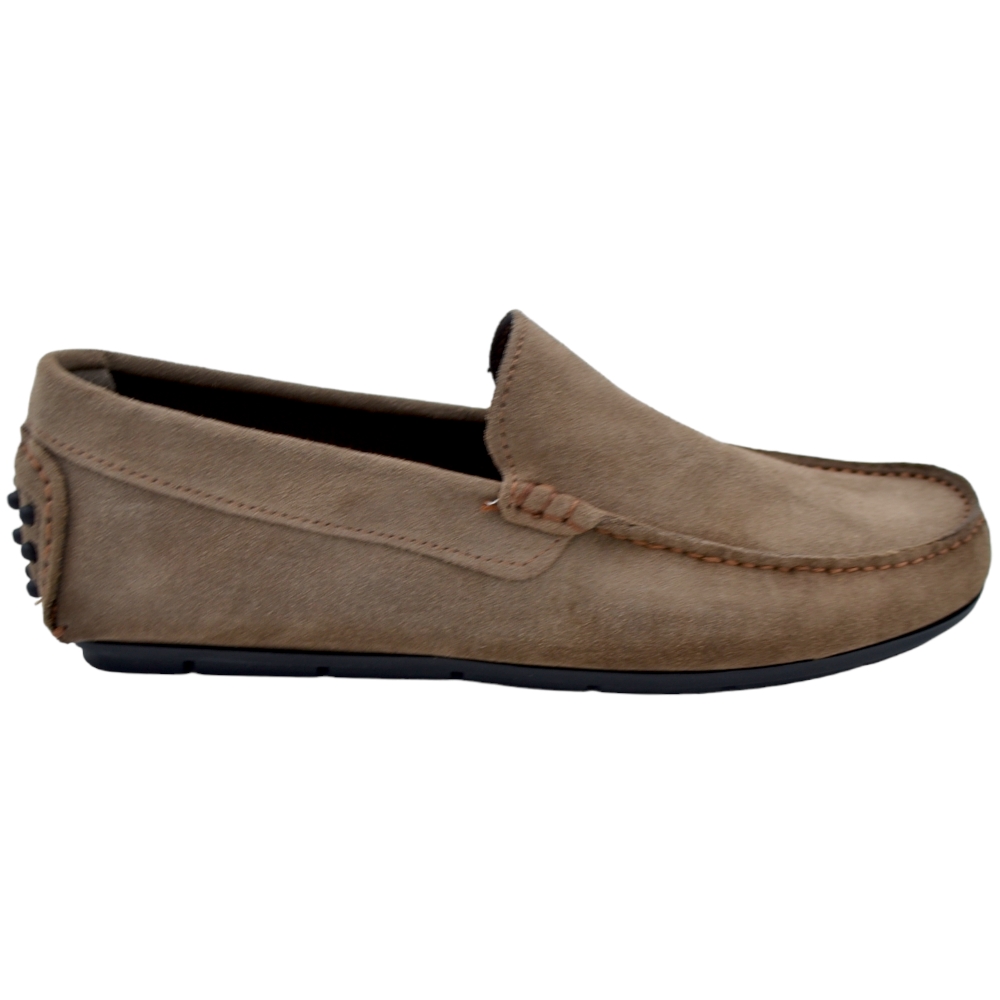 Mocassino barca uomo beige comfort casual made in italy in vera pelle scamosciata fondo antiscivolo gomma estiva.