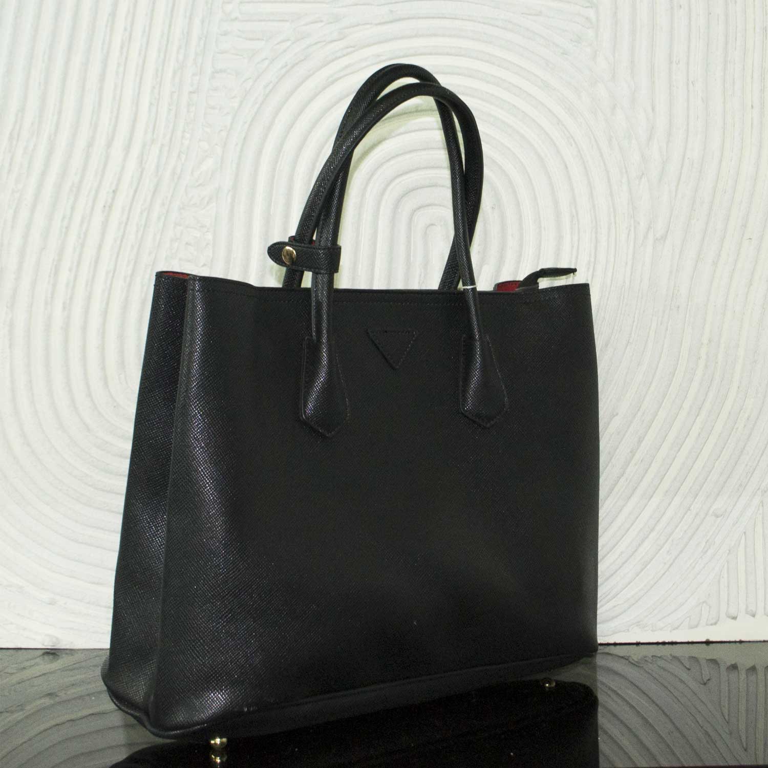 Borse smal bags eco pelle nero interno rosso manico tracolla bortolato moda