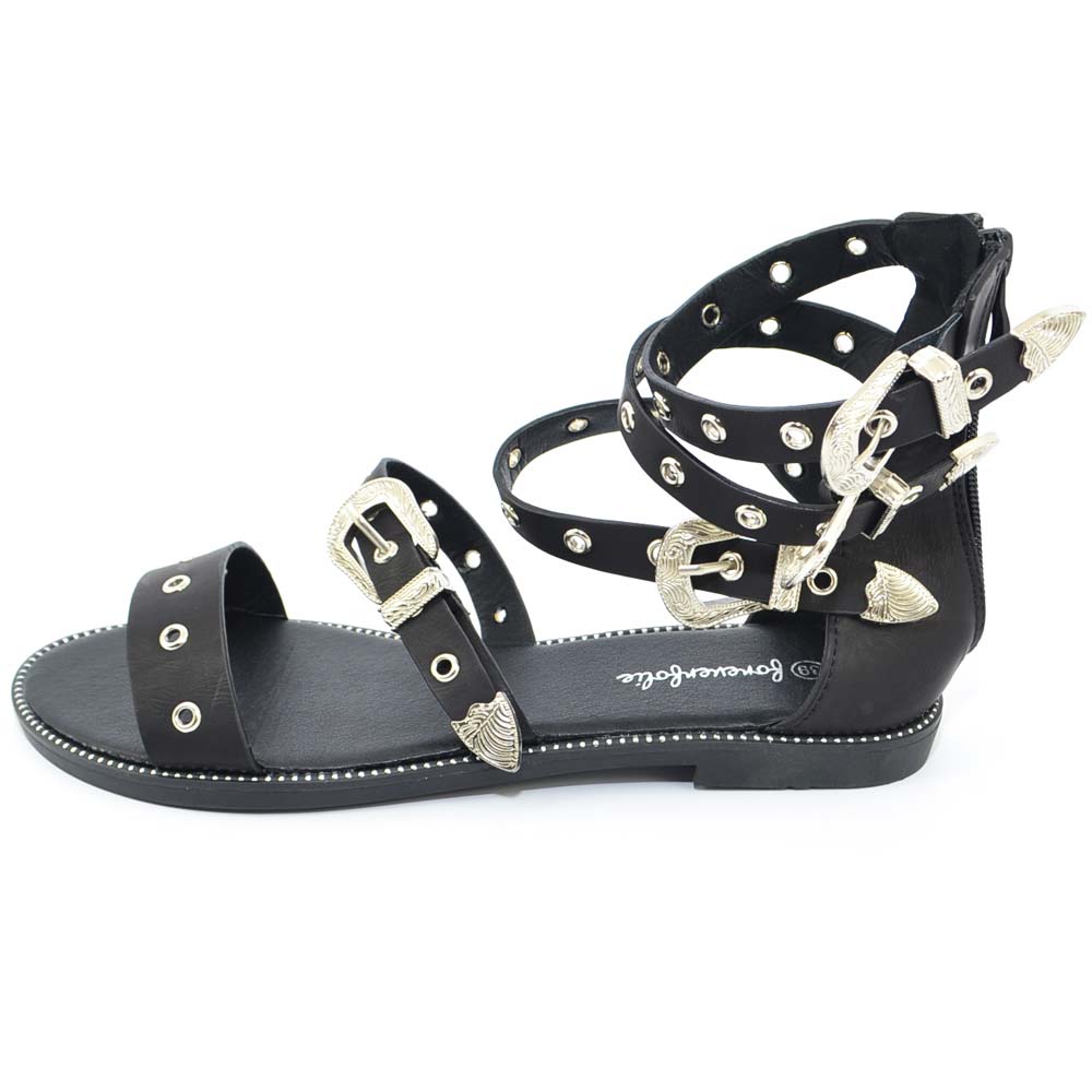 Sandalo basso alla schiava gladiatore nero con borchie e fibbie regolabile  moda linea glamour donna sandali gladiatori Malu Shoes | MaluShoes