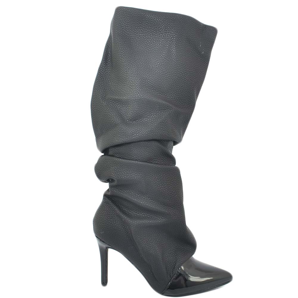 Stivali donna nero a punta lucida in pelle opaca arricchiati alteza  ginocchio tacco a spillo 10 moda linea marcglam donna stivali Malu Shoes |  MaluShoes