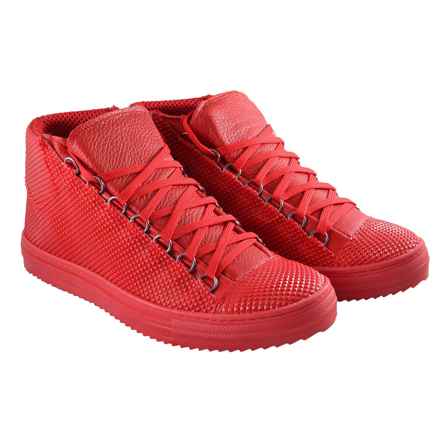 Sneakers Alta Modello Balen in pelle piramide rosso.