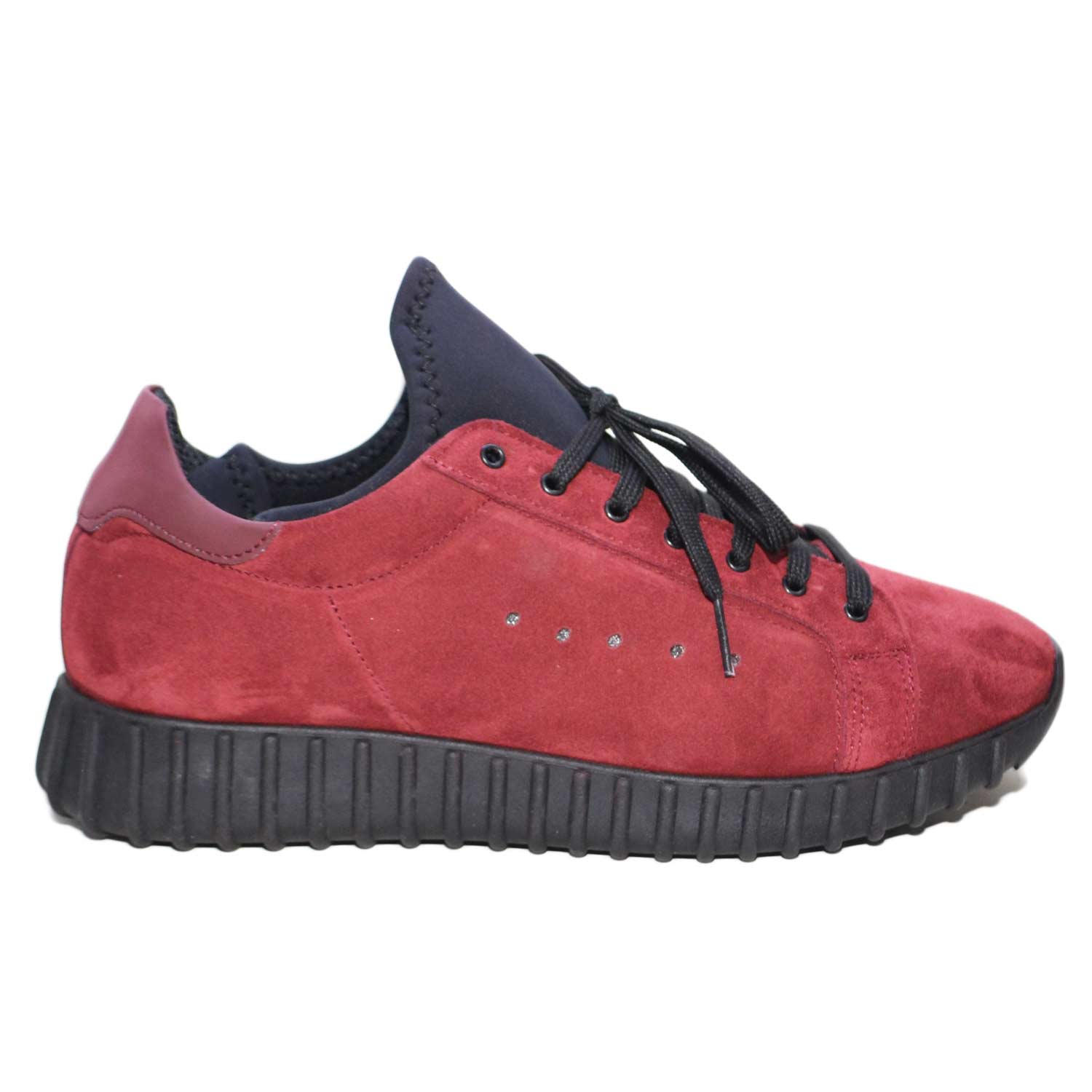 Sneakers bassa uomo art.0022 in camoscio bordeaux made in italy fondo running nero antiscivolo moda comfort.