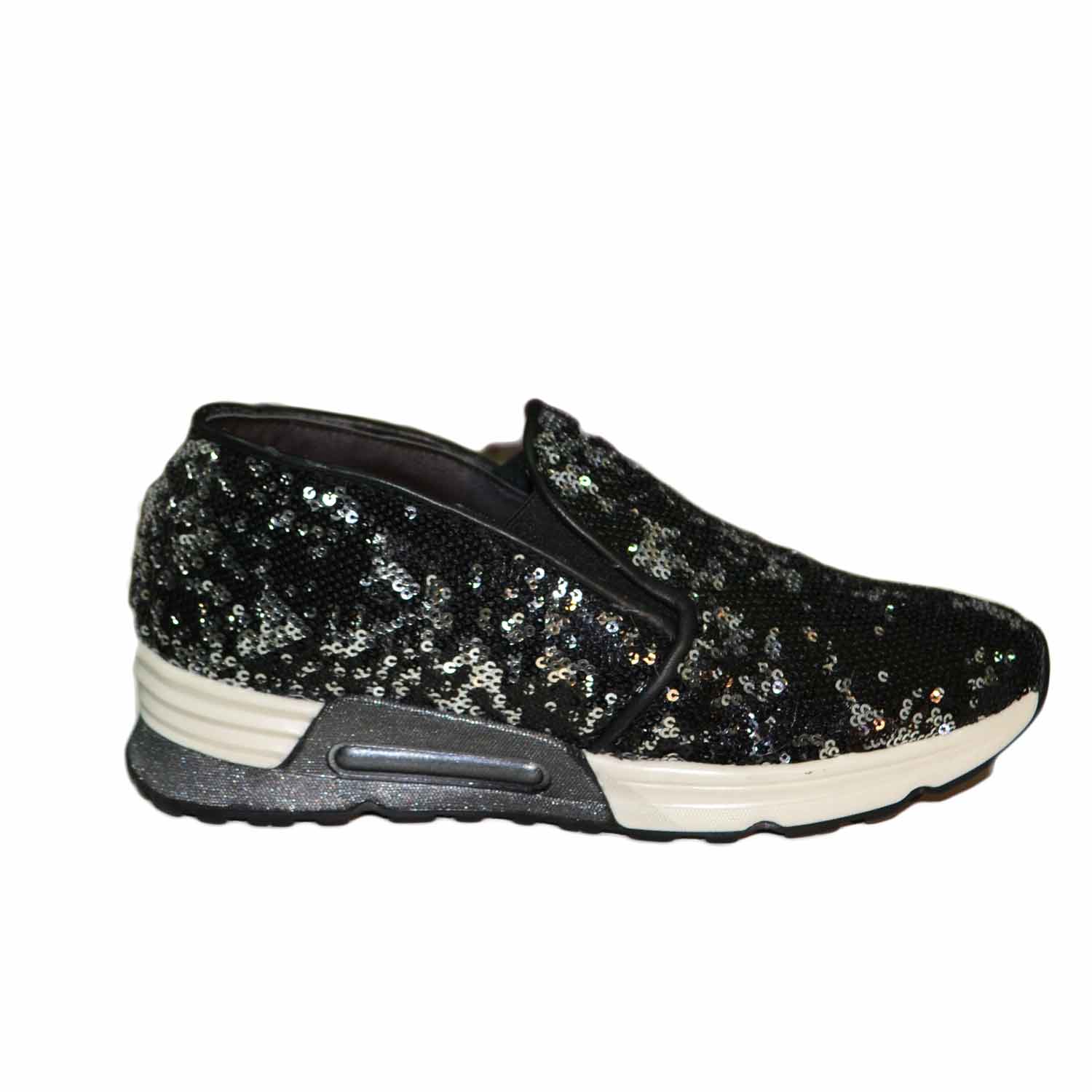 scarpe donna mocassino argento e nero pailettes vera pelle made in italy .