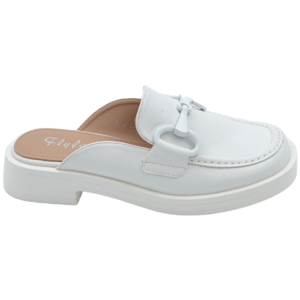 Mocassino donna mules bianco con morsetto tono su tono aperto dietro gomma platform antiscivolo moda.