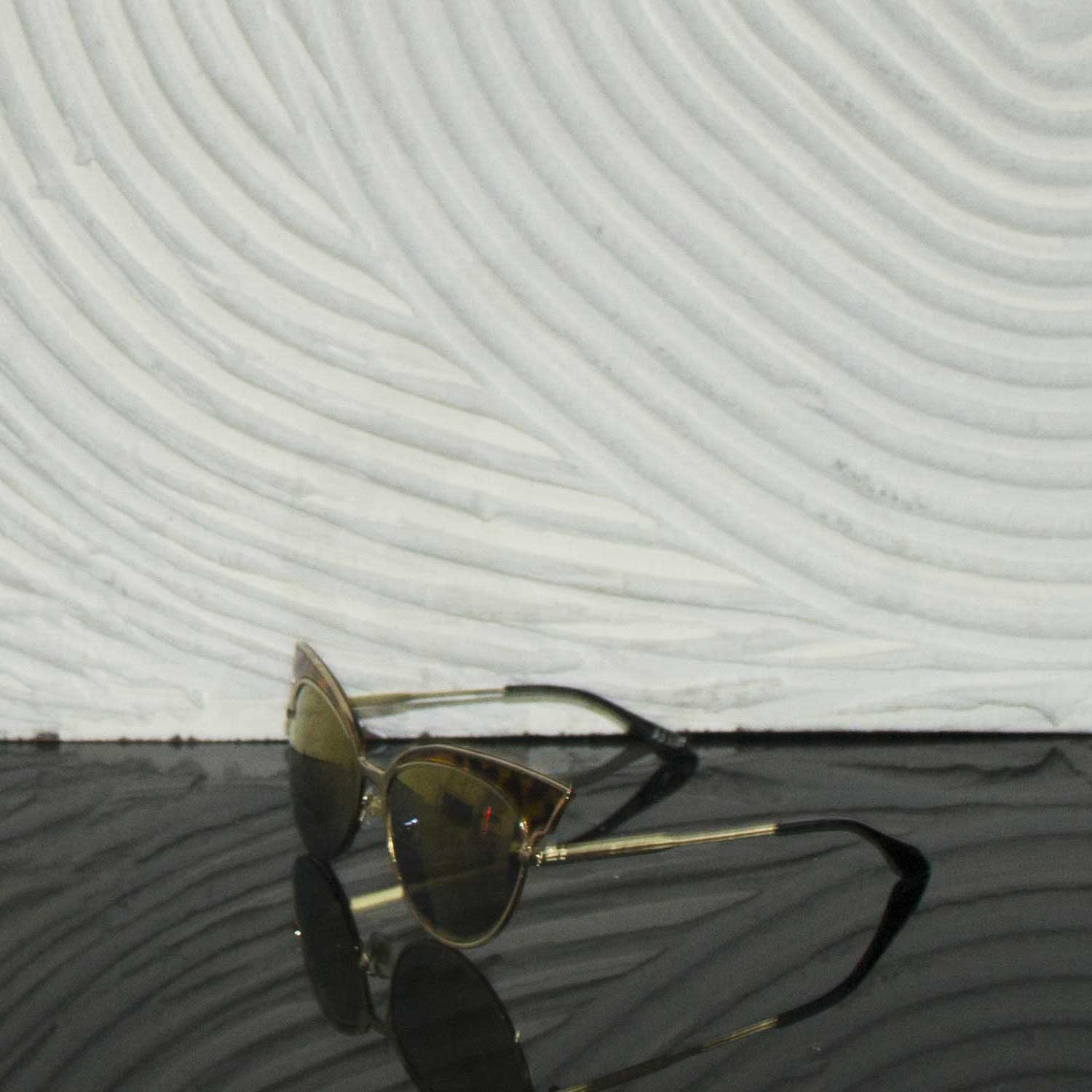 OCCHIALI DA SOLE A SPECCHIO SCURO DESIGN  DONNA SUNGLASSES 