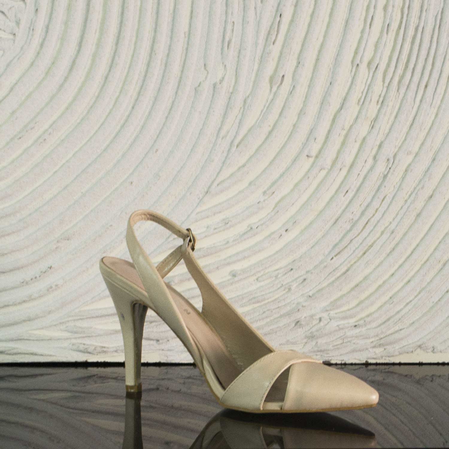 scarpe donna girl alte decollete beige cinturino tacco alta moda