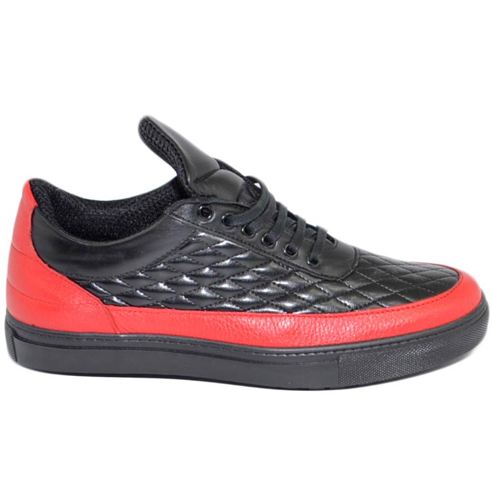 Sneakers bassa uomo effetto trapunta in vera pelle con linguetta alta bicolore nera rossa moda street made in Italy