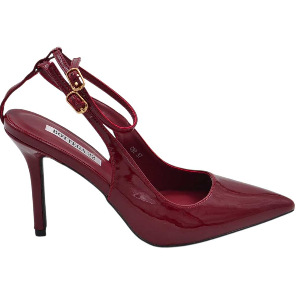 Decollete donna a punta slingback in vernice bordeaux con gancio oro tacco a spillo 12 chiusura alla caviglia regolabile