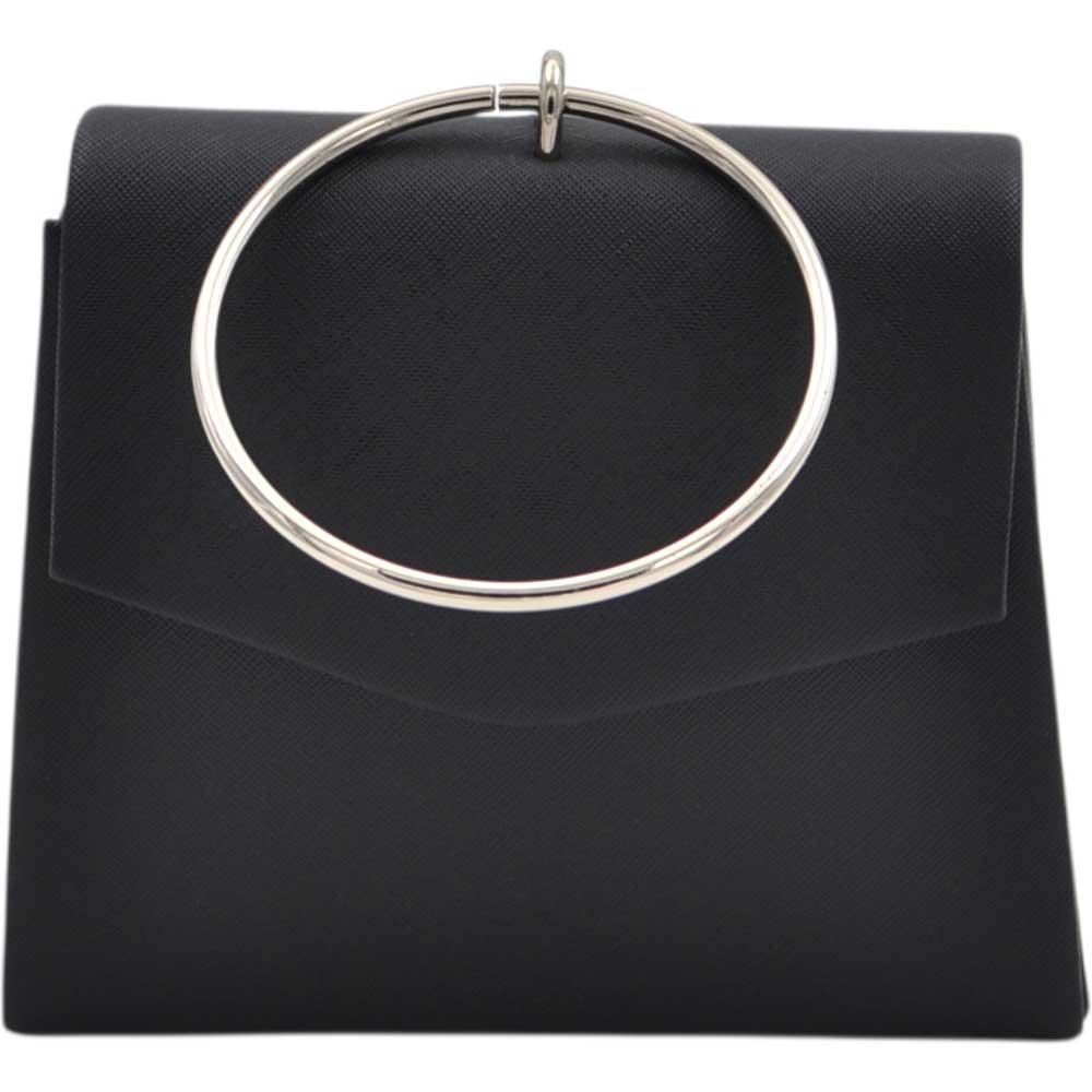 borsa pochette donna a mano rigida nera con manico ad anello metallico argento e tracolla catena interna.