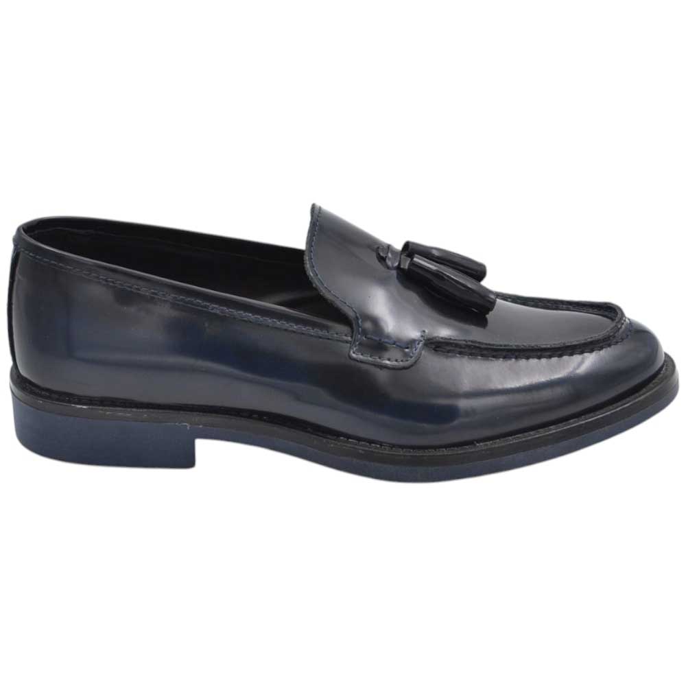 Scarpe uomo mocassino blu in vera pelle abrasivata con nappine fondo gomma ultraleggera calzata facilitata.