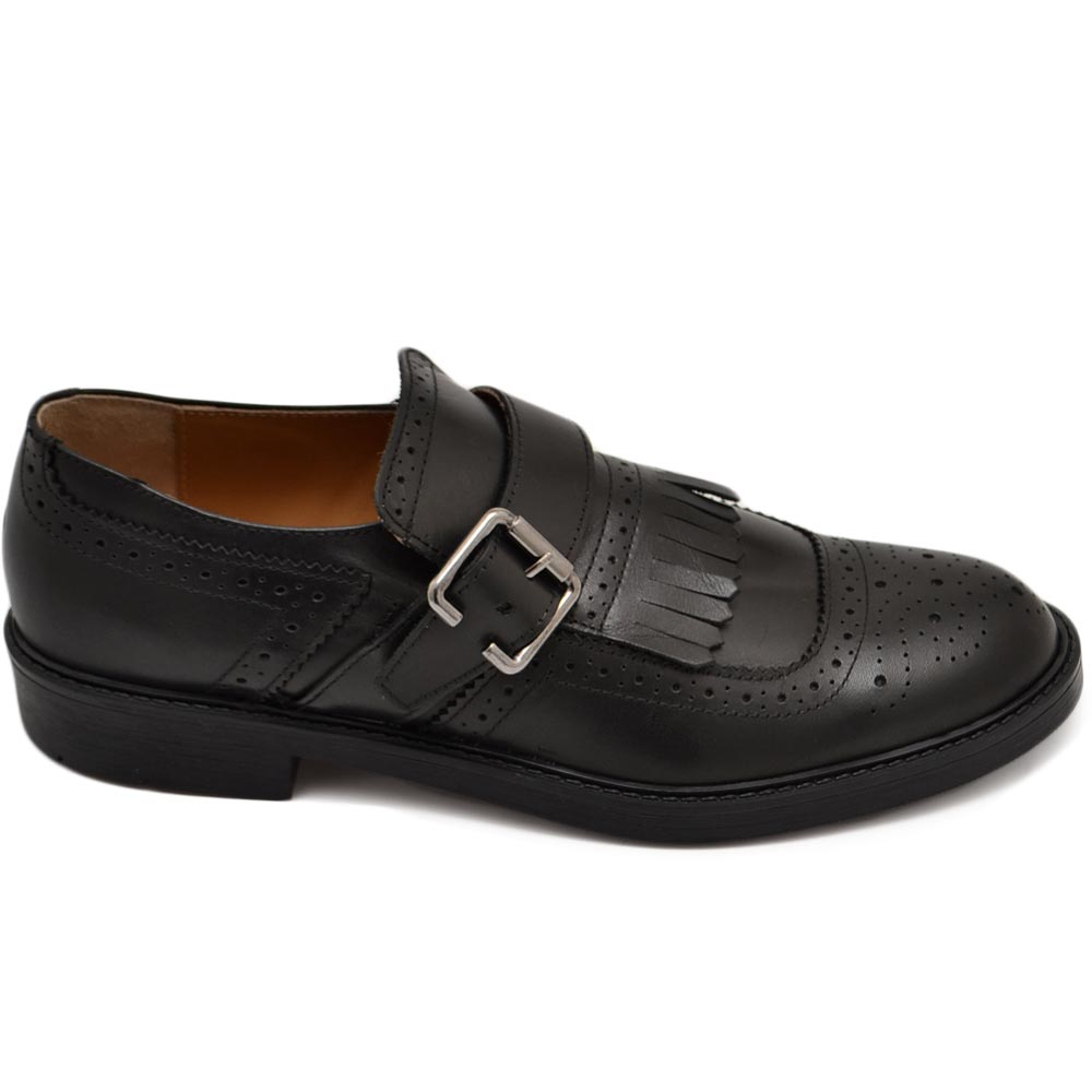Scarpe uomo stringate decorate nero in vera pelle nappa effetto vintage con frange e fibbia fondo gomma light 
