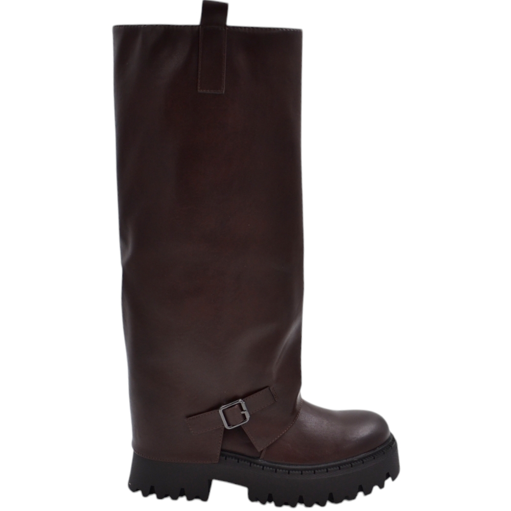 Stivali donna al ginocchio shark risvolto pelle marrone fibbia fondo combat zigrinato 5 cm con zip a tutta lunghezza.