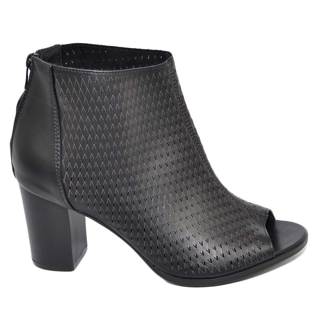 Tronchetto donna estivo alla caviglia nero con tacco largo comodo traforato open toe spuntato con zip