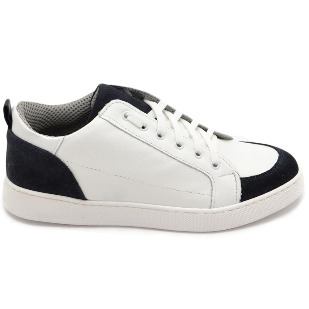 Sneakers uomo in vera pelle bianco con talloncino e punta in camoscio blu comfort casual made in Italy moda