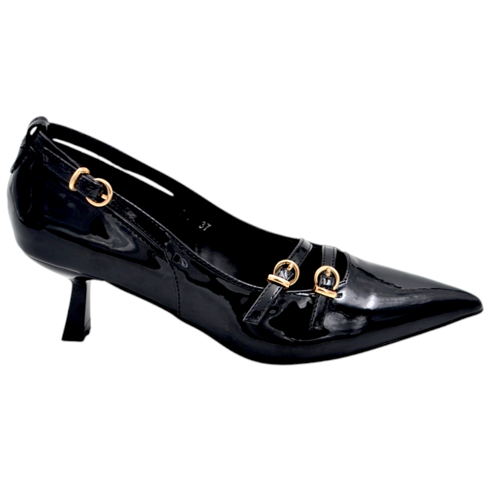 Decollete' donna in vernice lucida nero con tacco kitten 3 cm e cinturini incrociati sul dorso piede ganci oro