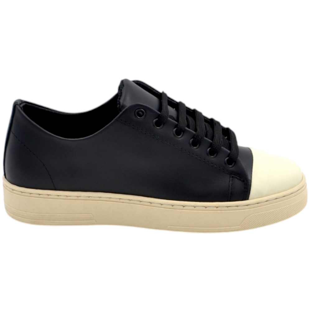 SNEAKERS UOMO BASSA IN VERA PELLE VITELLO NERO FONDO ALTO 2,5 CM CON PUNTA BEIGE MADE IN ITALY MODA