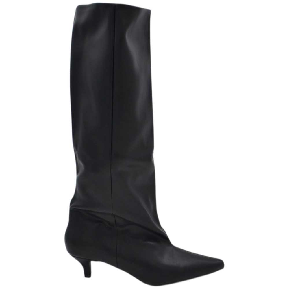 Stivale alto nero donna linea Basic con tacco a spillo basso 3 cm gambale over con zip a punta.