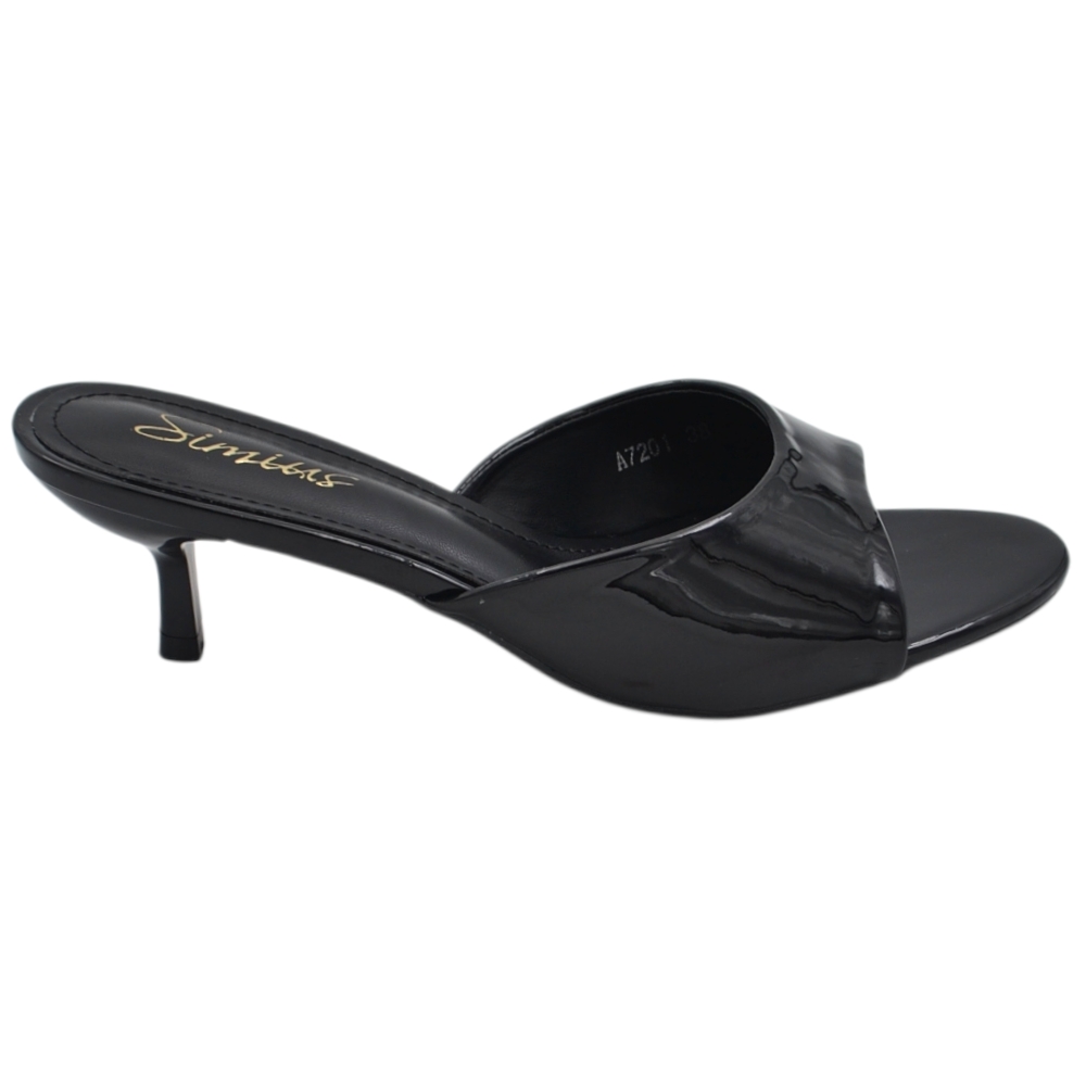 Sandalo tacco donna nero lucido con fascia larga avvolgente tacco kitten 4 cm open toe.