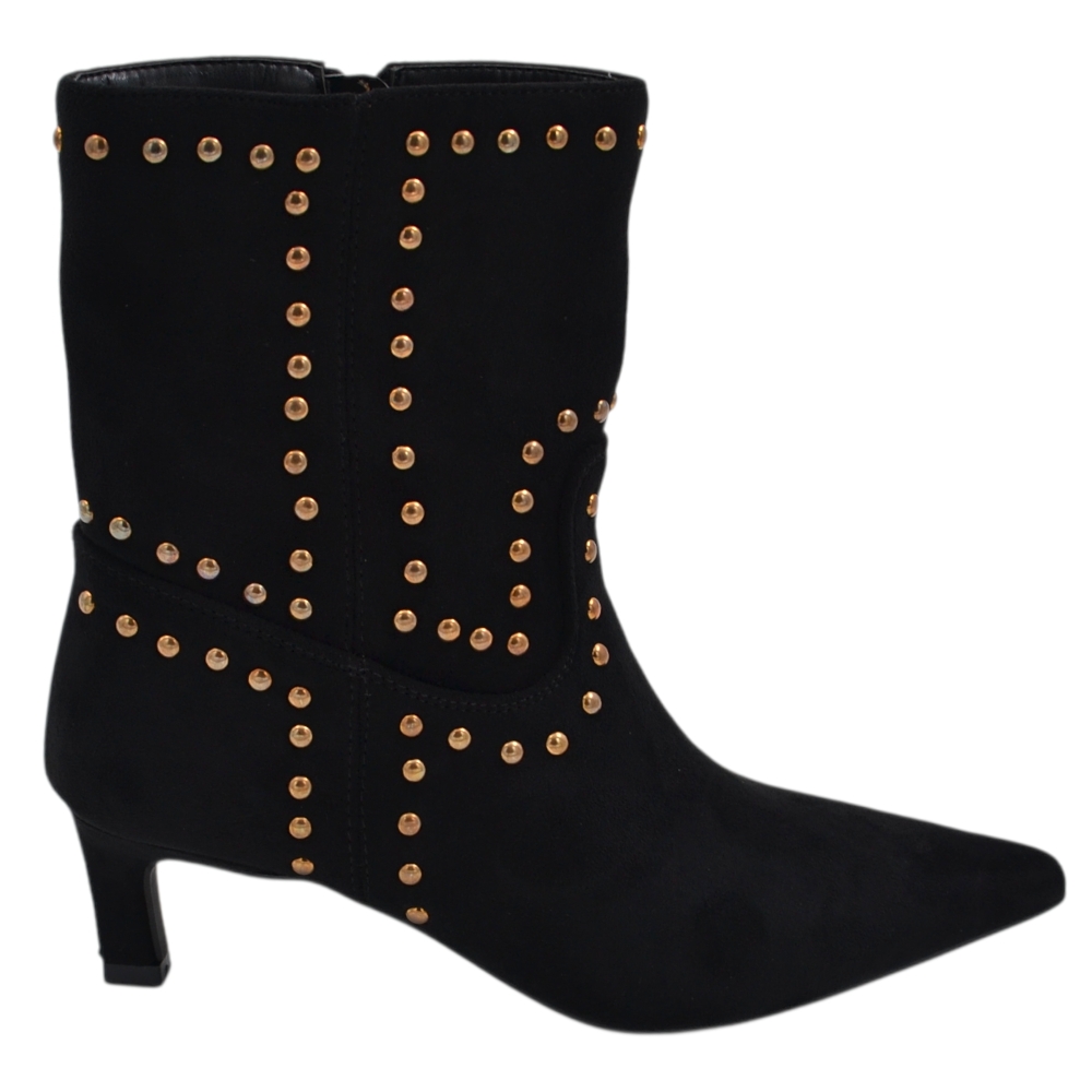 Stivaletto tronchetto donna a punta camoscio nero con borchie oro tonde tacco kitten 3 cm zip