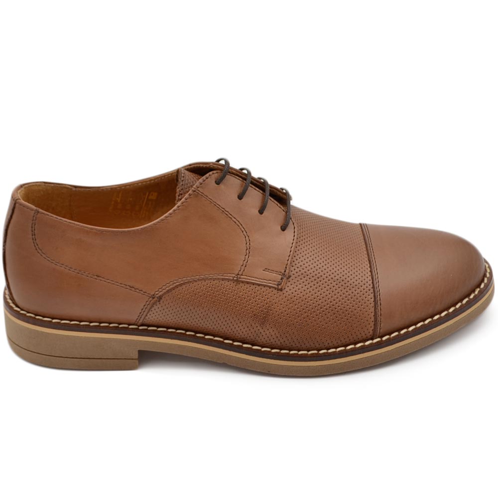 Scarpe uomo stringate lisce con mezza punta in vera pelle morbida cuoio e suola sottile in gomma bicolore moda uomo stringate Malu Shoes MaluShoes