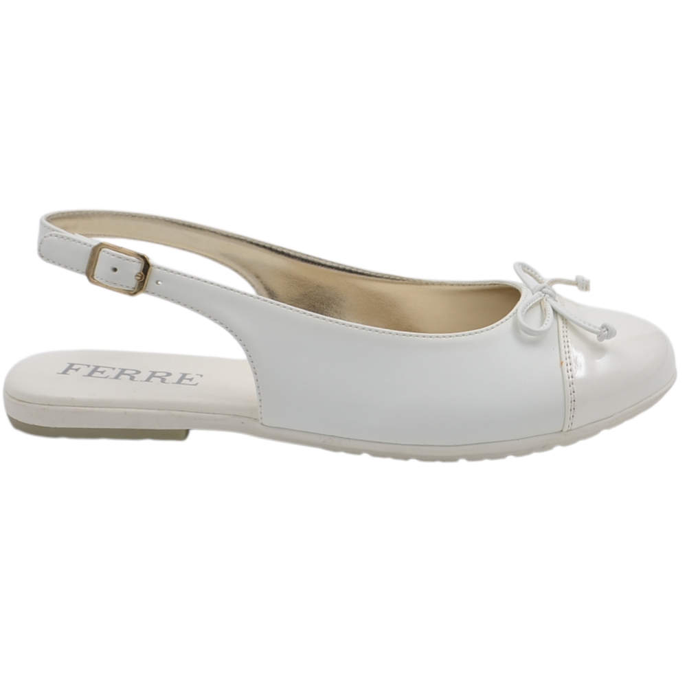 Ballerine slingback da bambina Ferre' bianche con punta in vernice lucida fiocchetto e cinturino regolabile.