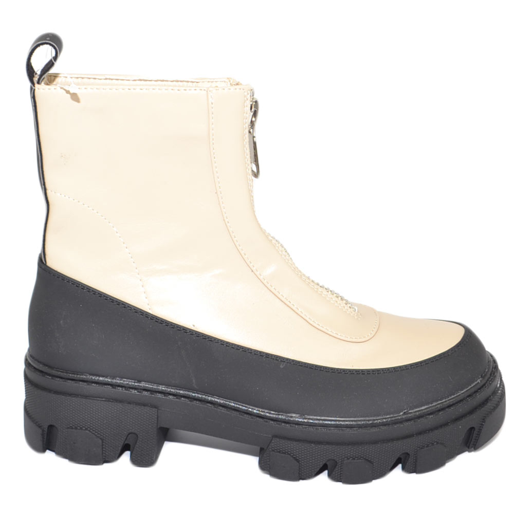 Stivaletti donna platform zip frontale boots combat panna nero impermeabile fondo alto carrarmato moda tendenza
