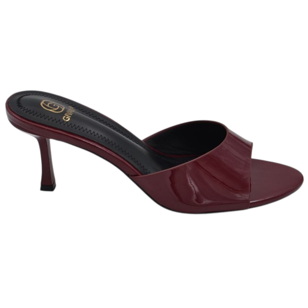 Sandalo tacco donna bordeaux lucido con fascia larga avvolgente tacco sottile 7 cm open toe.