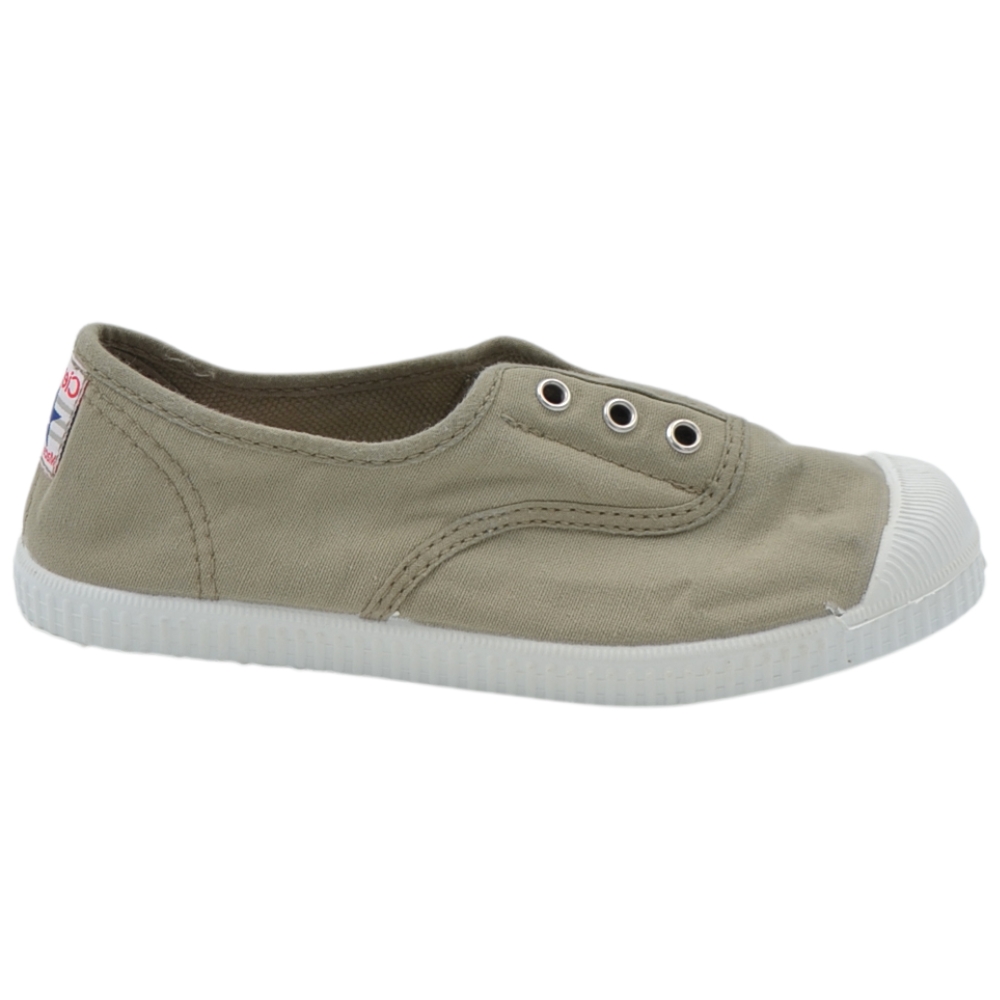 Sneakers da bambino Cienta in cotone biologico beige profumate alla fragola senza lacci con suola in gomma natura.