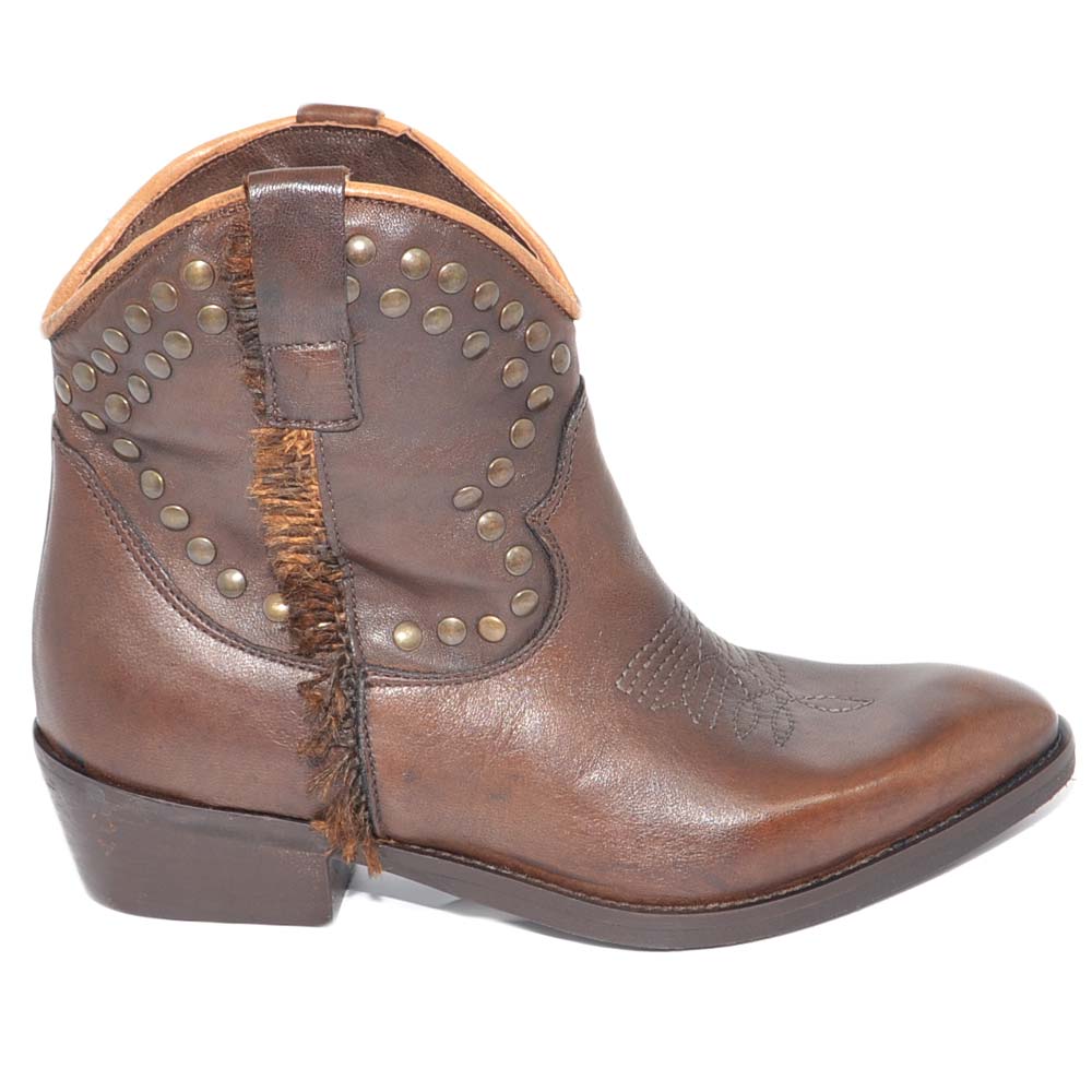 Camperos donna stivaletti texani marroni interamente in vera pelle rifiniti con borchie e frange a mano fondo gomma 