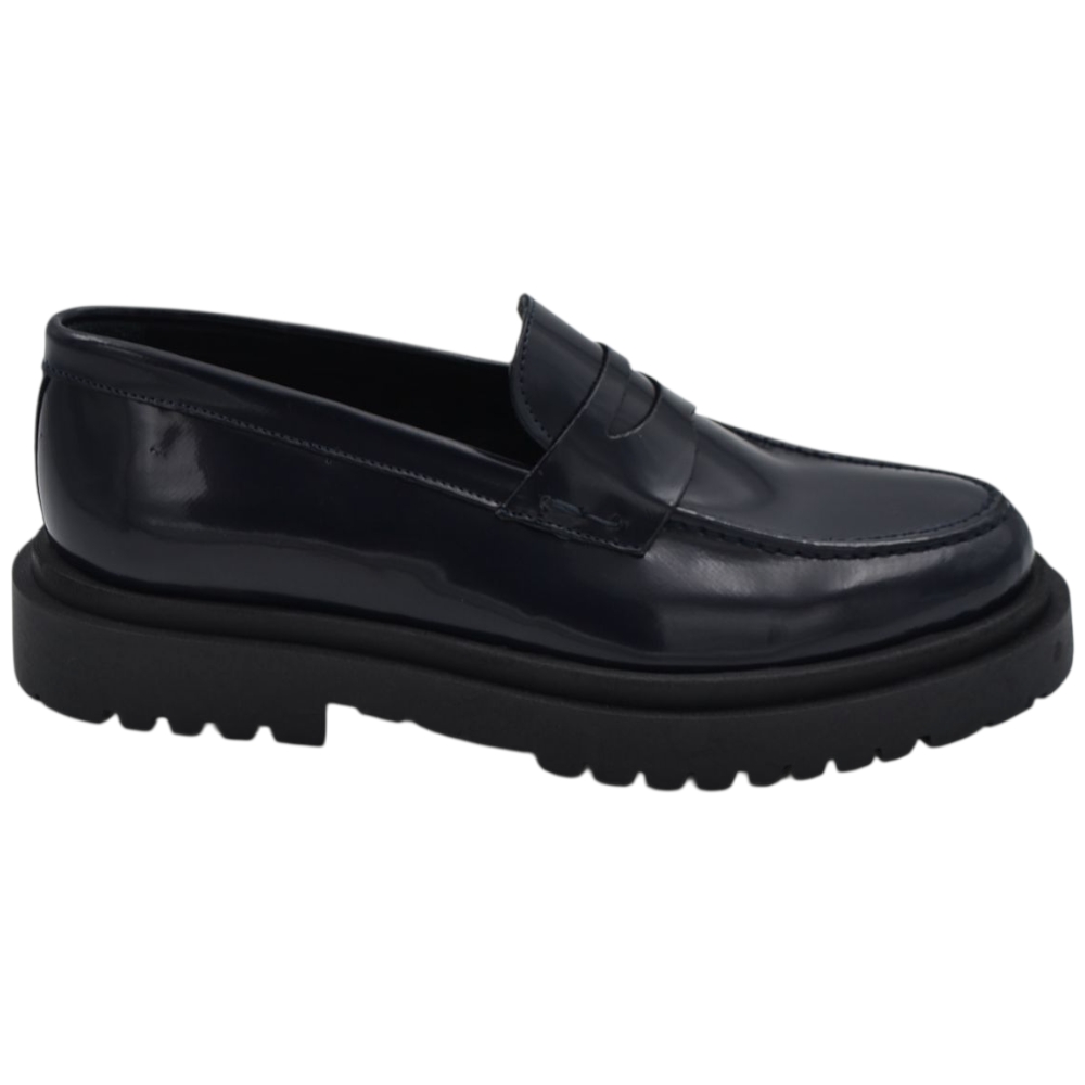 Scarpe uomo mocassino con bendina nero vera pelle spazzolata effetto vintage fondo alto gomma zigrinato.