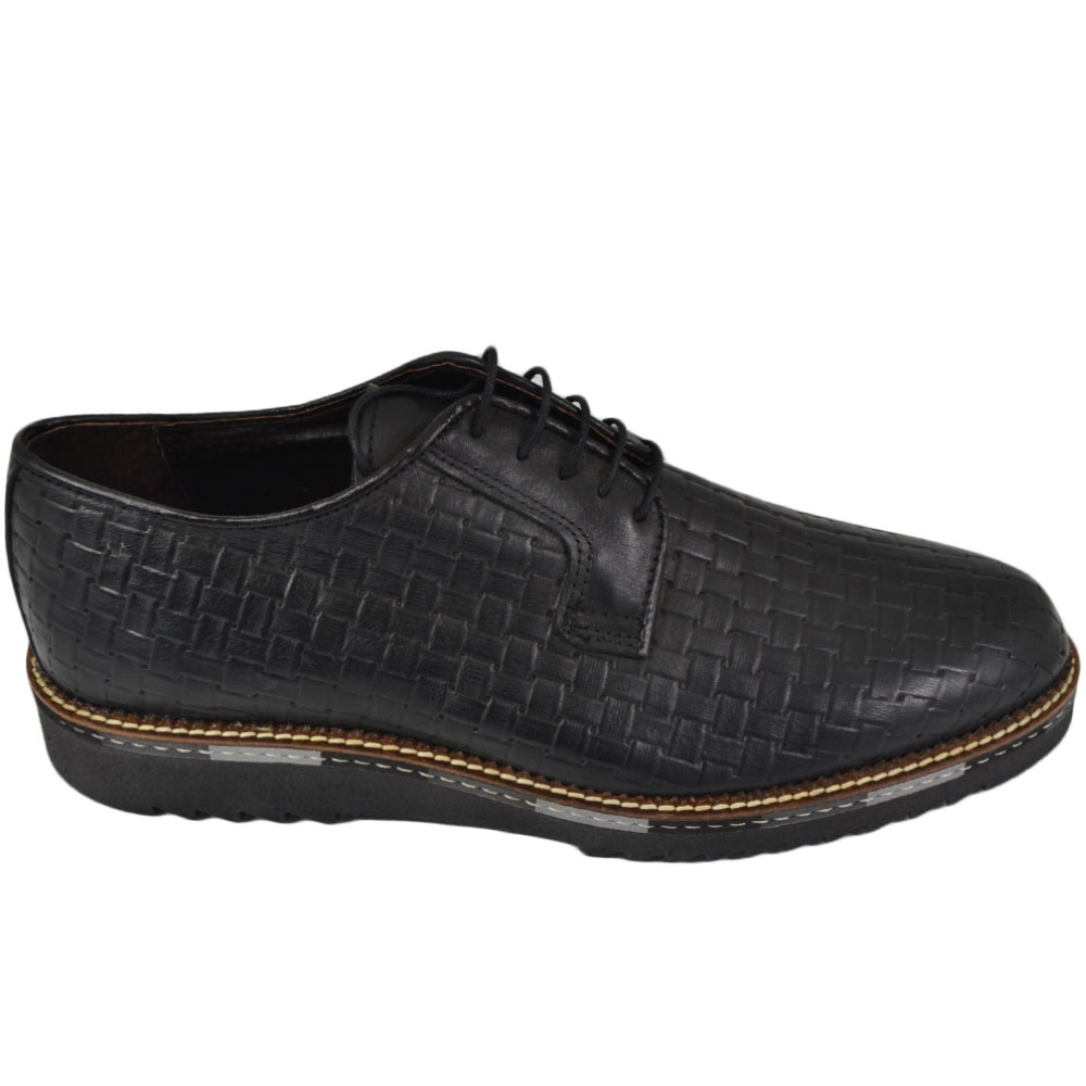 Scarpe stringate nero intreccio fondo antiscivolo comfort light	.