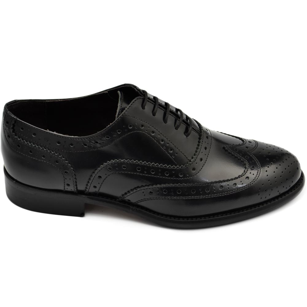 Scarpe uomo francesina oxford stringata elegante punta ricamo in vera pelle nera abrasivato fondo gomma light.