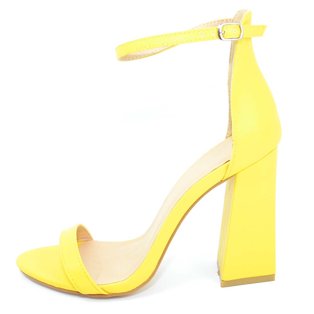Sandalo donna giallo in ecopelle scamosciato tacco largo asimmetrico alto 10 cm cinturino alla caviglia linea basic moda
