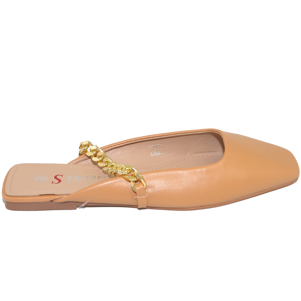 Scarpe donna mules ballerine mocassino cuoio raso terra tallone scoperto con catena oro sul dorso moda luxury.