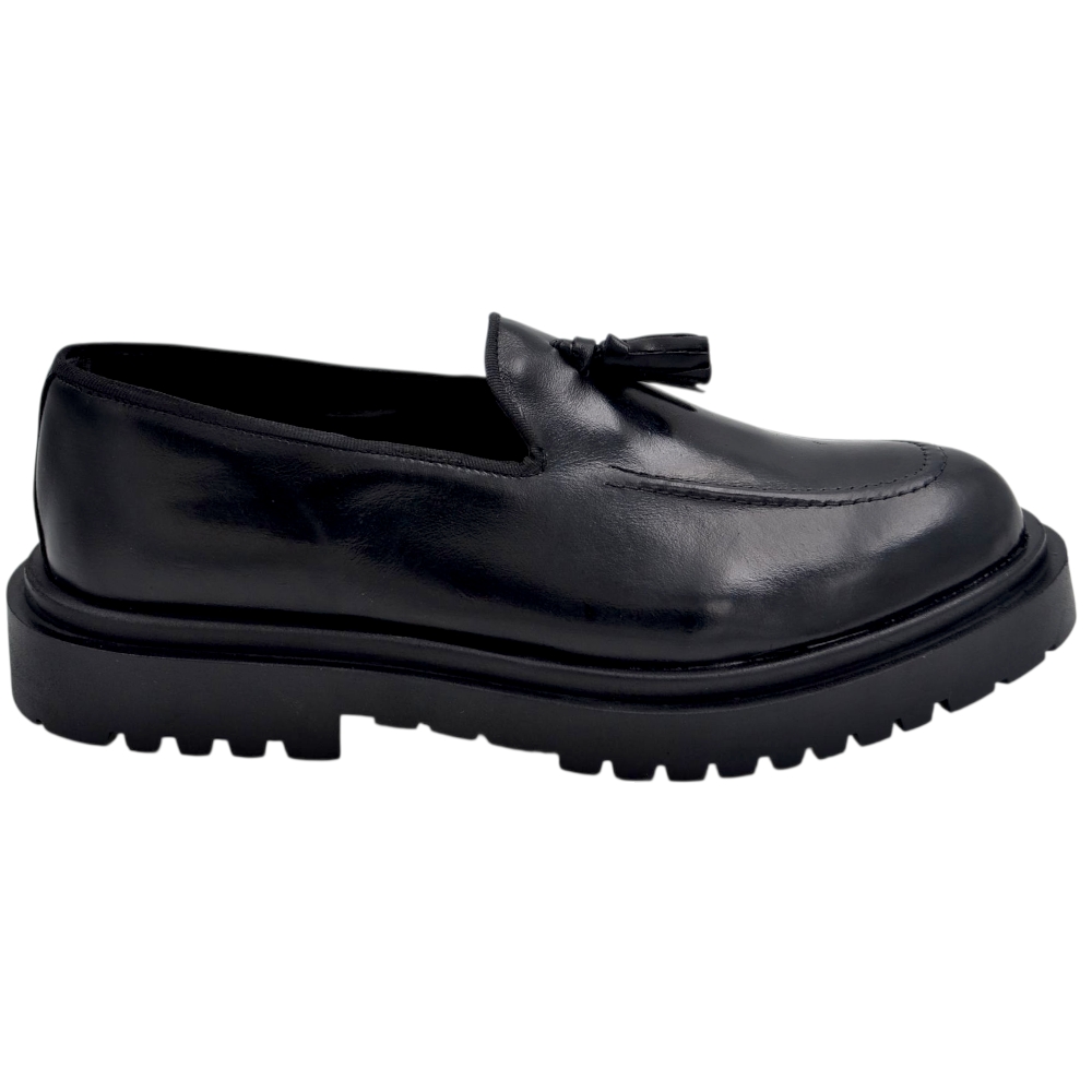 Mocassino vera pelle nero vitello spazzolato made in italy genuine leather fatte a mano colore sfumato.