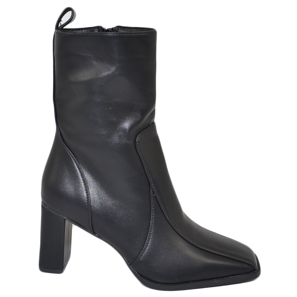 Stivaletti tronchetti donna pelle nero punta quadrata rigido tacco largo 7 cm moda zip Basic tendenza moda