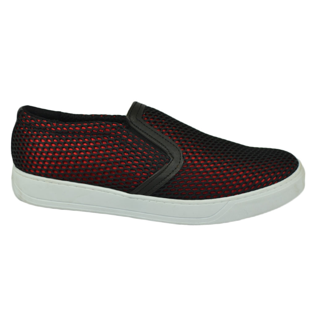 Scarpe uomo slip on mocassino nero a base rosso con suola sportiva elastico laterale comodo in pelle e tela intrecciato.