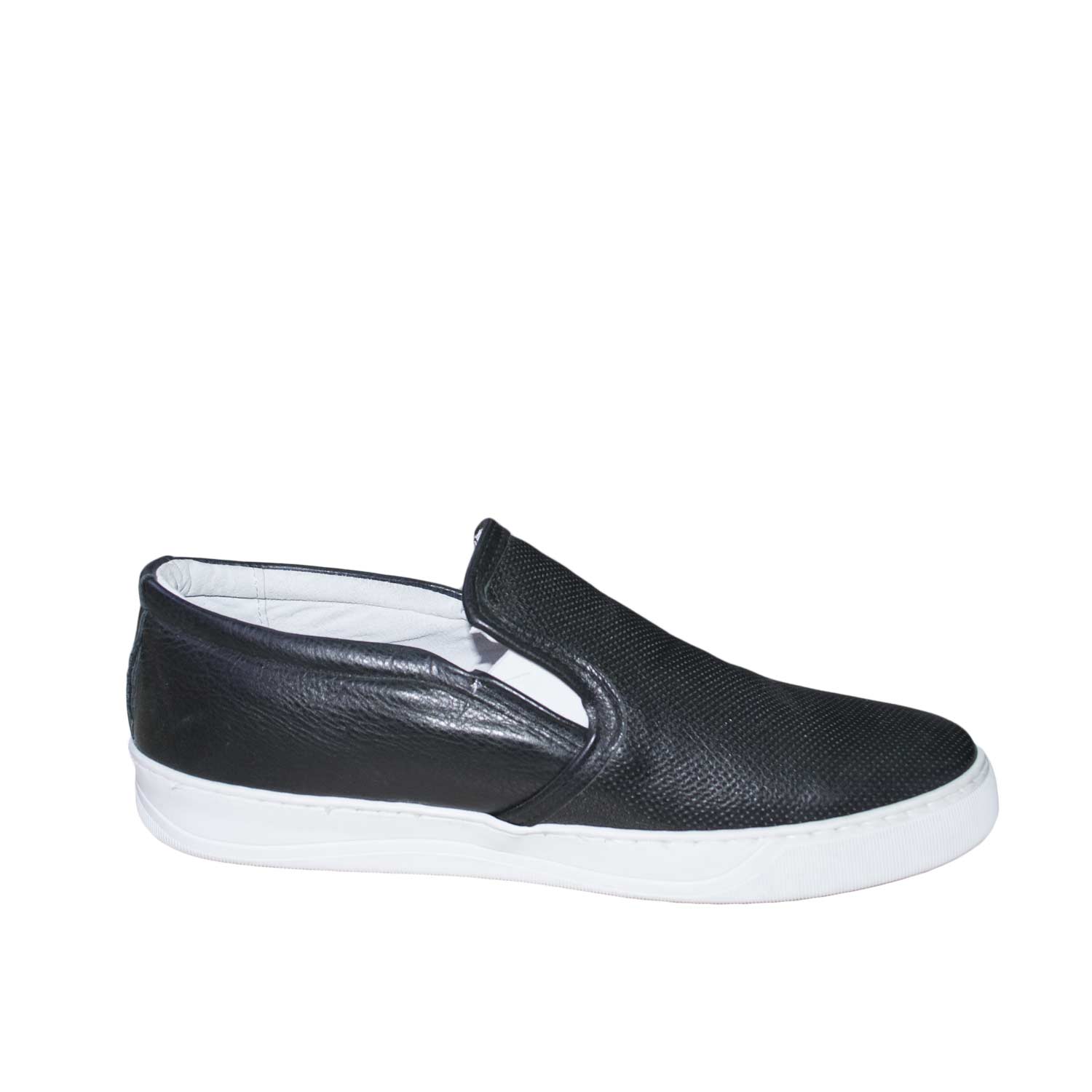 scarpe uomo modello slip-on nero microforato comfort fondo bianco genuine  leather uomo slip on Malu Shoes | MaluShoes