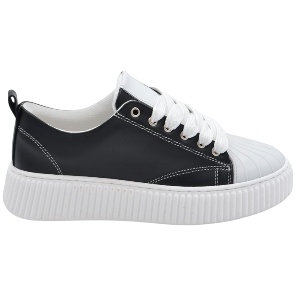 Sneakers uomo vera pelle nera lacci bianchi fondo in gomma antiscivolo alto 4,5 cm punta rinforzata scarpe casual