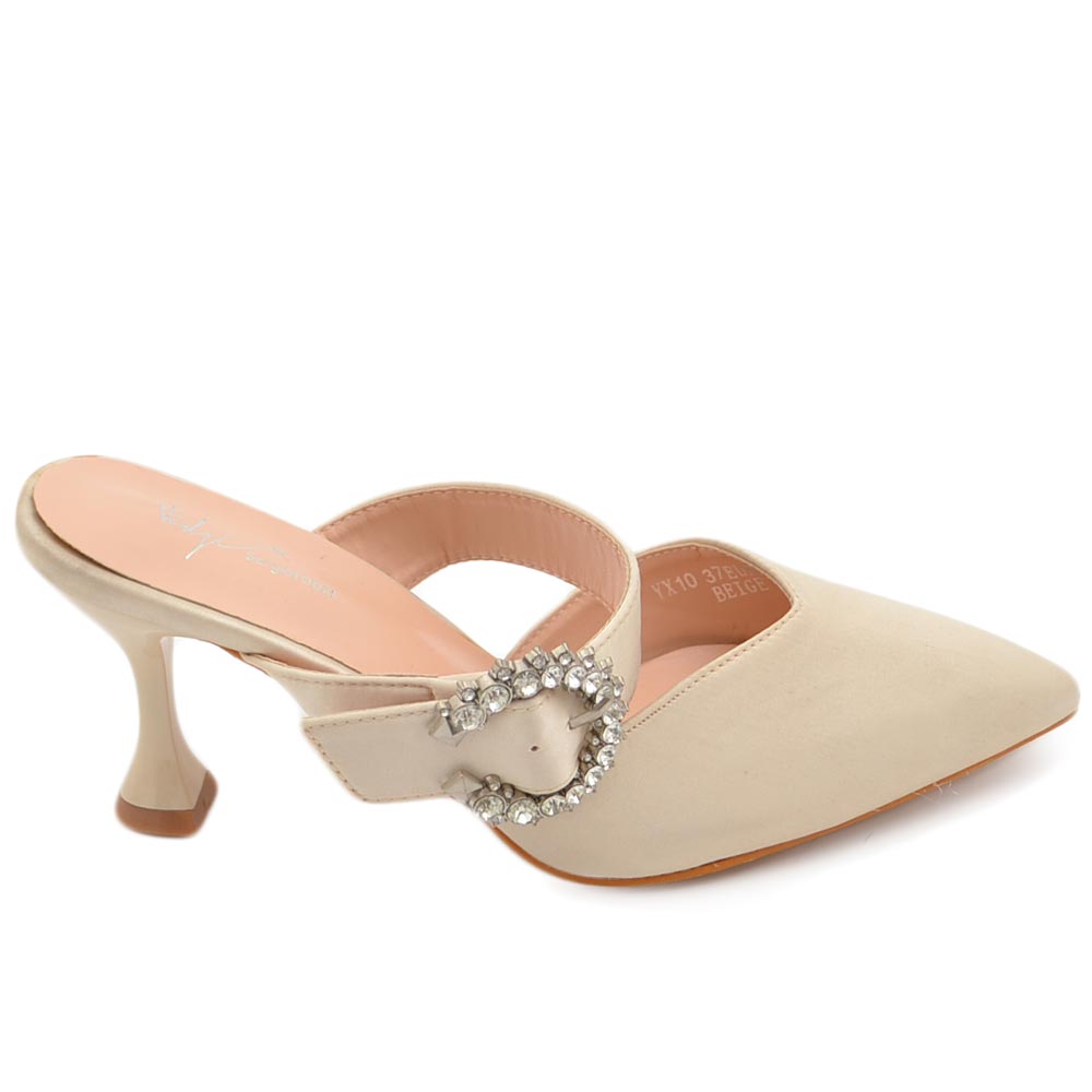 Decollete' donna tacco sottile 8 comfort beige in raso  open toe con accessorio argento morbido moda glamour evento.