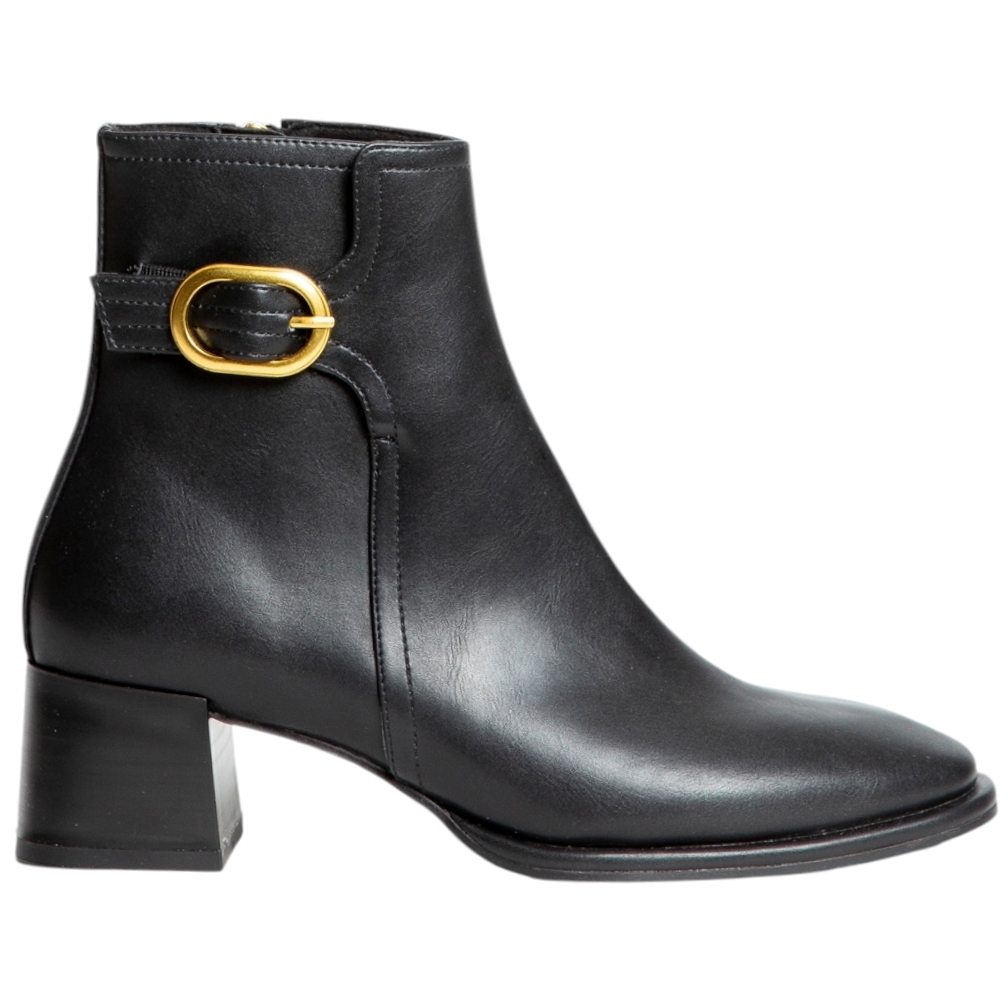 Stivaletto tronchetto Corina M4850 in pelle nera tacco doppio 5cm zip laterale aderente alla caviglia cinturino e fibbia