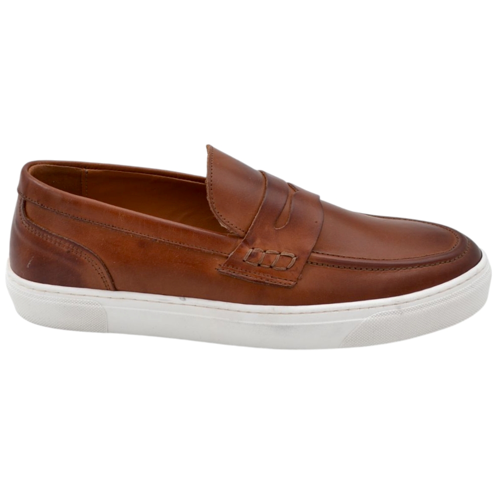 Mocassino uomo in vera pelle nappa cuoio spazzolato con bendina fondo classico sportivo gomma bianco 2,5 cm.
