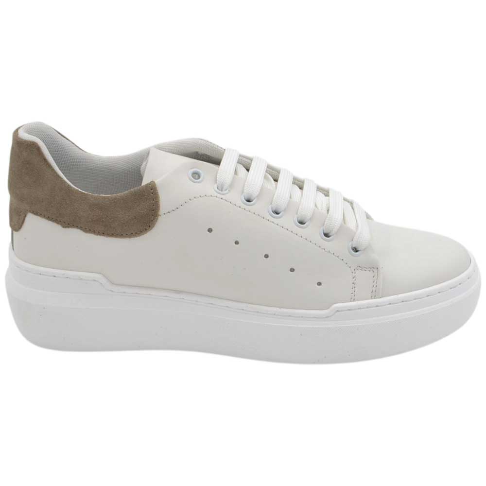Sneakers Competitor 961 uomo bassa in vera pelle beige con fortino taupe fondo val in gomma eva lacci made in Italy.